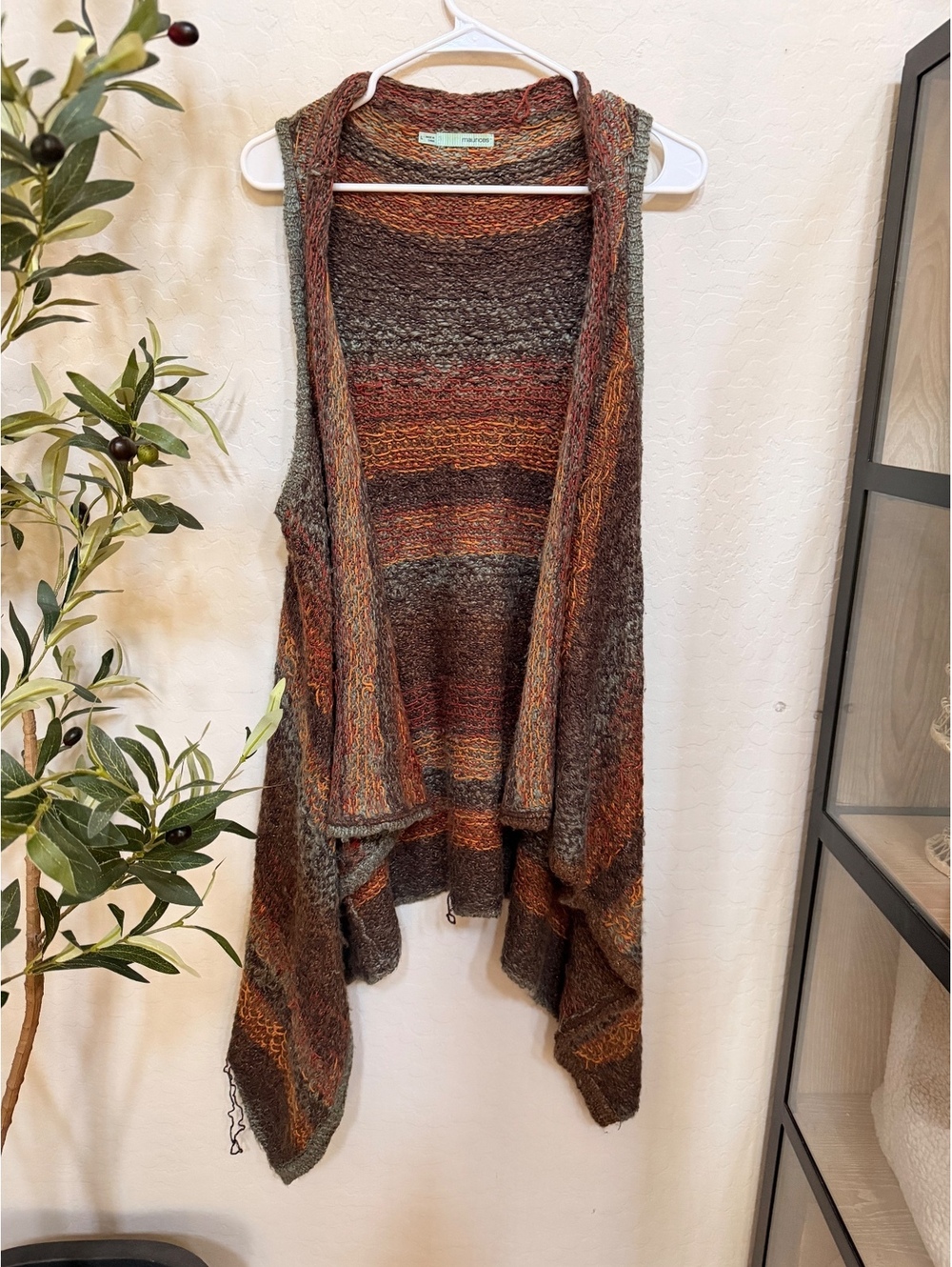 Maurices Sleeveless Sweater Vest Shrug